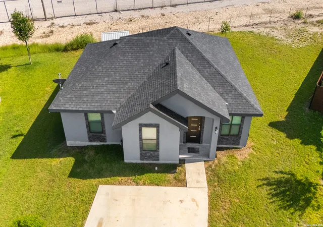 3rd image of 2388 Oak Breeze Circle, Eagle Pass, TX 78852 | MLS# 1995783