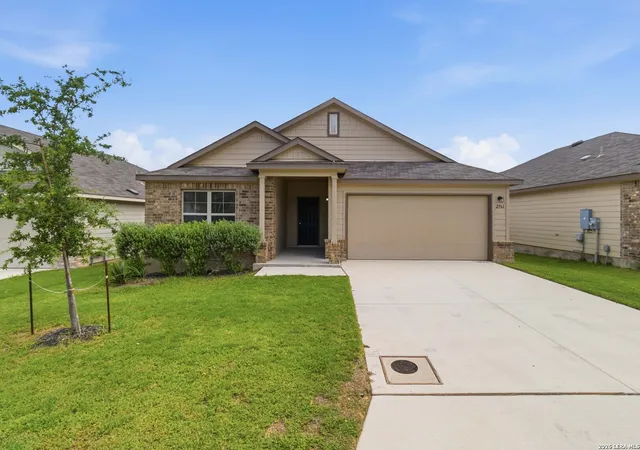 Homes for sale in Seguin, TX | 2961 Greenbriar, Seguin, TX 78155 | MLS# 1995891