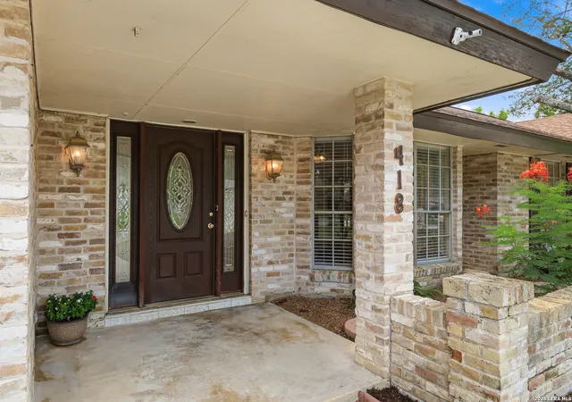 3rd image of 418 Crestwind Dr, Windcrest, TX 78239 | MLS# 1995909