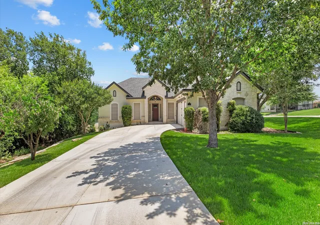 Photo 1 of Single family home for sale at 280 Long Creek Blvd, New Braunfels, TX 78130 | MLS# 1995913 | Listing updated on 2026-09-17