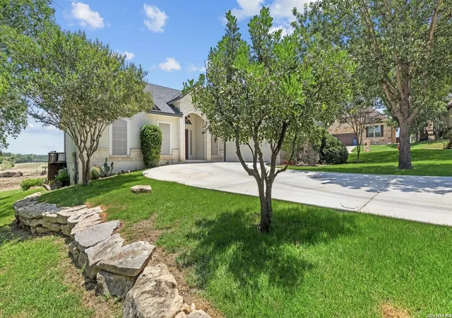 Photo 2 of Single family home for sale at 280 Long Creek Blvd, New Braunfels, TX 78130 | MLS# 1995913 | Listing updated on 2026-09-17
