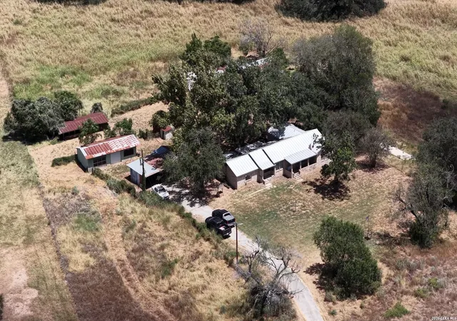 19th image of 15510 Us Hwy 87 W, Adkins, TX 78101 | MLS# 1995922