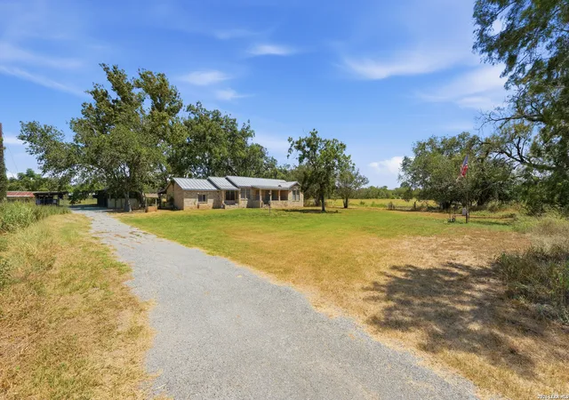 4th image of 15510 Us Hwy 87 W, Adkins, TX 78101 | MLS# 1995922