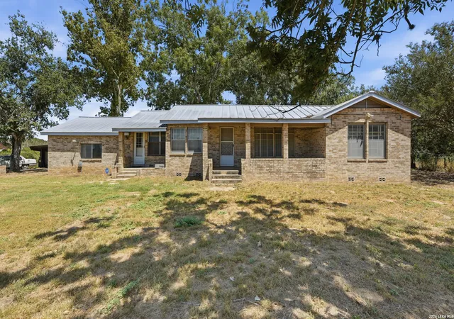 5th image of 15510 Us Hwy 87 W, Adkins, TX 78101 | MLS# 1995922