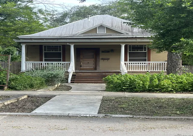 1st image of 432 W Woodlawn Ave, San Antonio, TX 78212 | MLS# 1995937