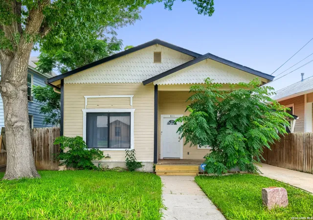 Homes for sale in San Antonio, TX | 811 Lamar St, San Antonio, TX 78202 | MLS# 1995961