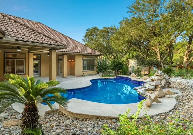2nd image of 22175 Quiet Moon Dr, San Antonio, TX 78266 | MLS# 1995978