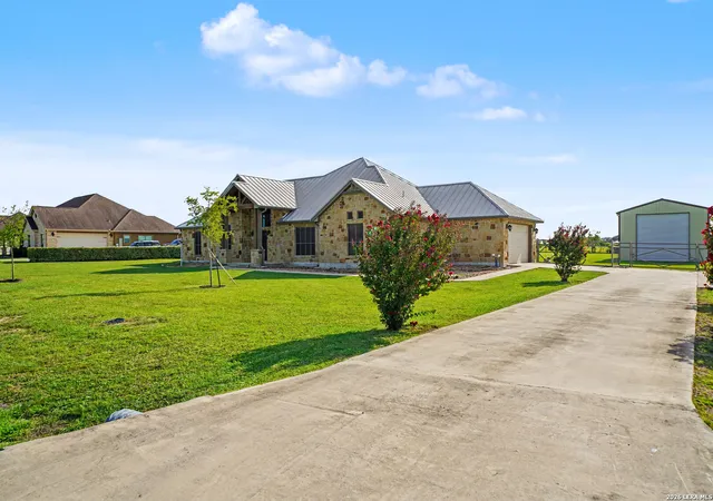 Homes for sale in Marion, TX | 120 Haycraft, Marion, TX 78124 | MLS# 1995981
