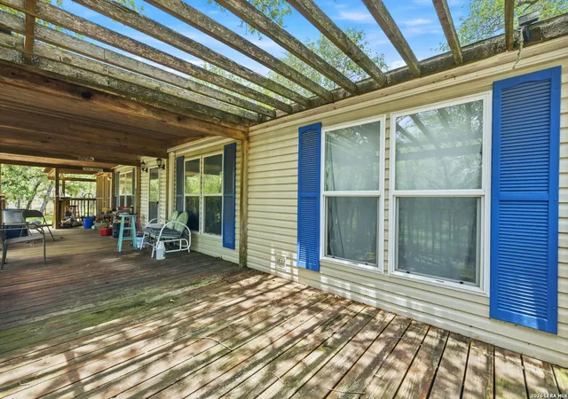 Homes for sale in La Vernia, TX | 216 Oak Grv, La Vernia, TX 78121 | MLS# 1996015