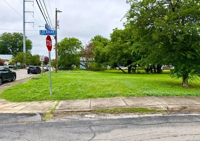 Photo 2 of Land for sale at 1625 Burnet St, San Antonio, TX 78202 | MLS# 1996101 | Listing updated on 2026-08-01