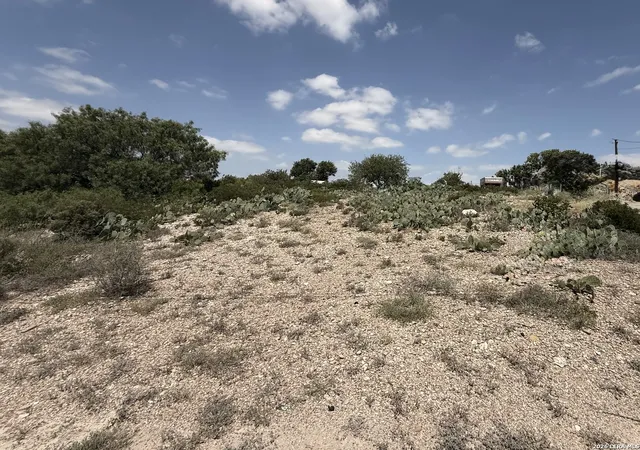 2nd image of 138 N Elder St, Del Rio, TX 78840 | MLS# 1996119