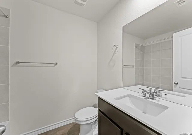 Photo 4 of Single family home for sale at 321 Singing Valley, Cibolo, TX 78108 | MLS# 1996131 | Listing updated on 2026-10-08