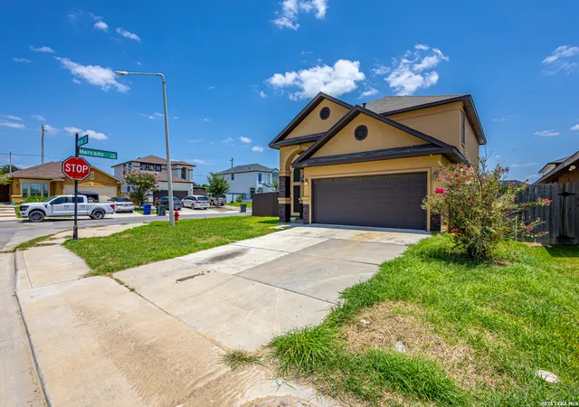 3rd image of 6015 Narciso, Laredo, TX 78046 | MLS# 1996132