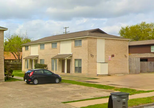 Homes for sale in Victoria, TX | 127 Regency Ave, Victoria, TX 77904 | MLS# 1996133