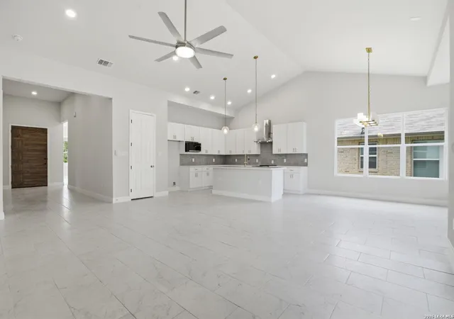 Photo 2 of Single family home for sale at 11318 Lisbon Dr, San Antonio, TX 78213 | MLS# 1996159 | Listing updated on 2026-08-16