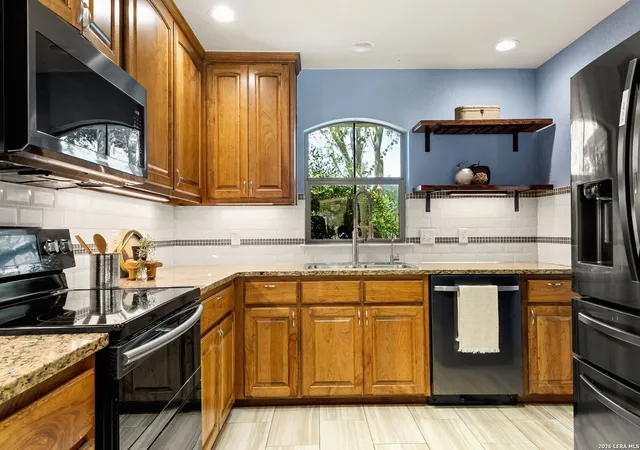 Photo 2 of Single family home for sale at 1353 Hunters Ct, Seguin, TX 78155 | MLS# 1996189 | Listing updated on 2026-08-25
