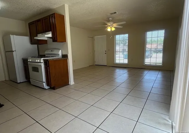 5th image of 8806 Wild Mdws, Converse, TX 78109 | MLS# 1996197