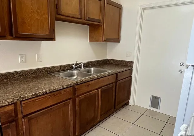 Photo 4 of Single family home for sale at 8806 Wild Mdws, Converse, TX 78109 | MLS# 1996197 | Listing updated on 2026-09-08