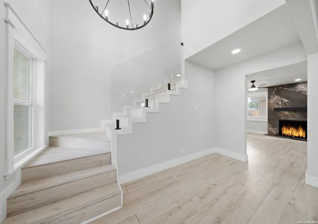Photo 3 of Single family home for sale at 118 S Gardenview, Castle Hills, TX 78213 | MLS# 1996202 | Listing updated on 2026-09-03