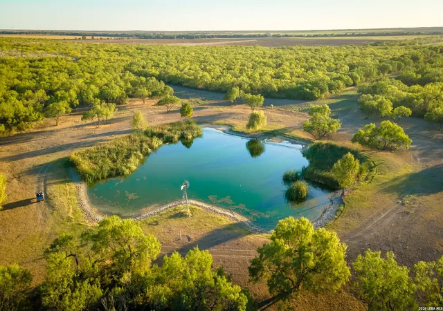 2nd image of 5529 Fm 140, Uvalde, TX 78801 | MLS# 1996212