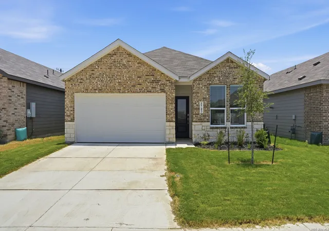 Homes for sale in Seguin, TX | 5743 Musquiz Ridge, Seguin, TX 78155 | MLS# 1996231