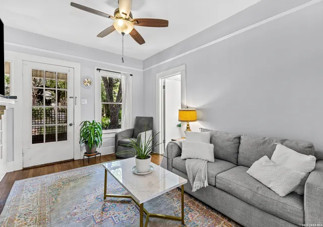 Homes for sale in Alamo Heights, TX | 222 Redwood St, Alamo Heights, TX 78209 | MLS# 1996246
