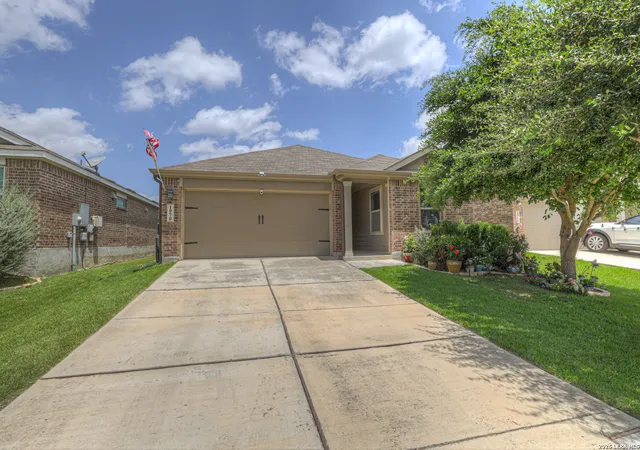 Photo 3 of Single family home for sale at 1970 Rising Sun, New Braunfels, TX 78130 | MLS# 1996252 | Listing updated on 2026-10-10
