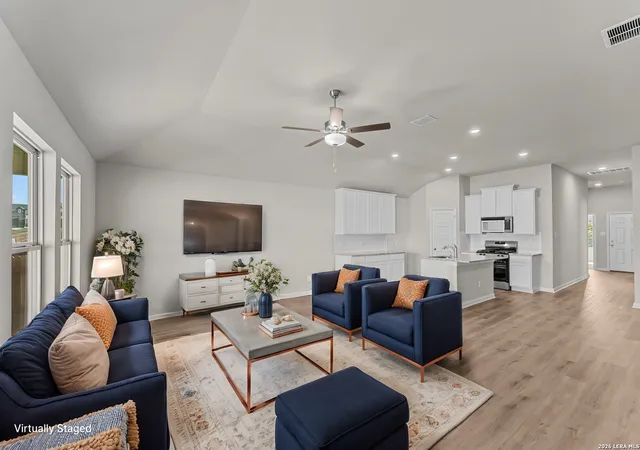 4th image of 1604 Viola Ln, New Braunfels, TX 78130 | MLS# 1996285