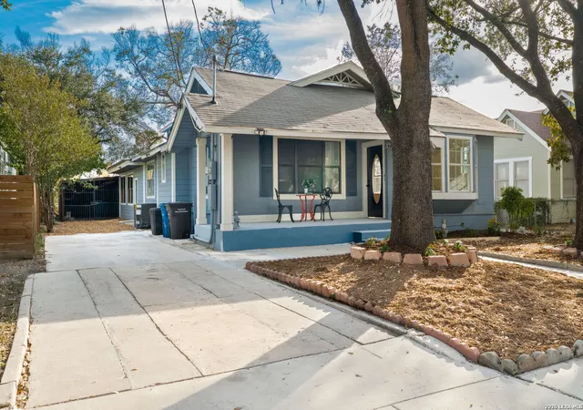 Homes for sale in San Antonio, TX | 1730 W Mistletoe Ave, San Antonio, TX 78201 | MLS# 1996288