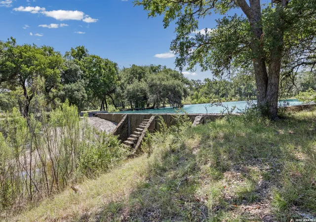2nd image of 1364 N Walnut Springs Rd, Johnson City, TX 78636 | MLS# 1996329