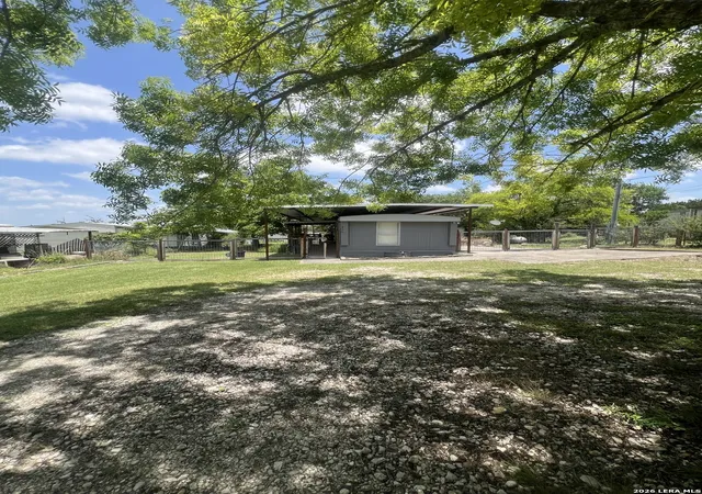 3rd image of 496 Glenn Dr, Canyon Lake, TX 78133 | MLS# 1996345