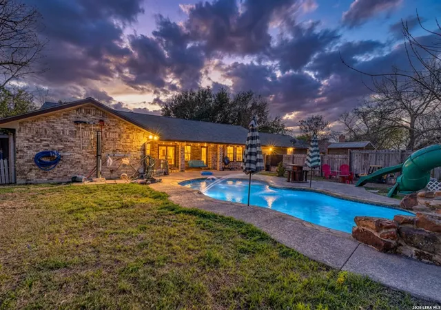 25th image of 620 Cenizo Blvd, Uvalde, TX 78801 | MLS# 1996353