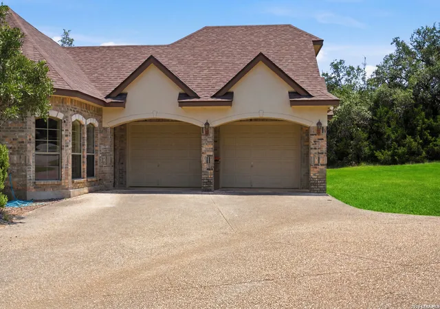 Homes for sale in Bulverde, TX | 30330 Saddleridge Dr, Bulverde, TX 78163 | MLS# 1996356