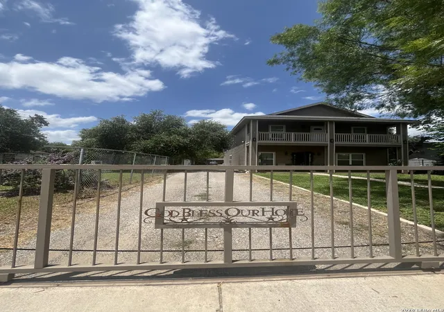 3rd image of 6443 Elmer Blvd, San Antonio, TX 78227 | MLS# 1996360
