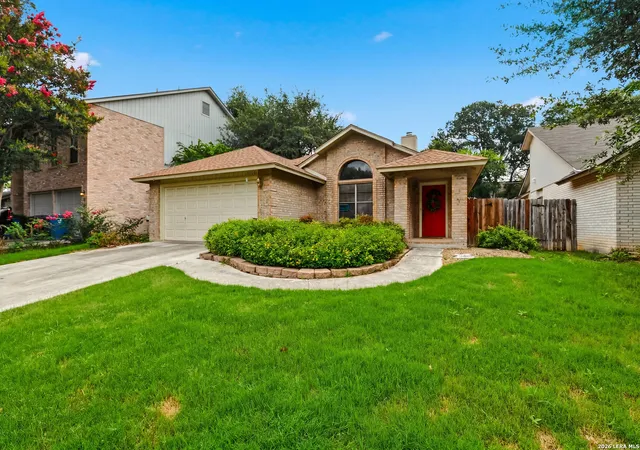 Photo 3 of Sale Pending at 13810 Cedar Cyn, San Antonio, TX 78231 | MLS# 1996370 | Listing updated on 2026-09-03