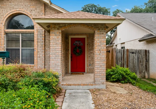 Photo 3 of Sale Pending at 13810 Cedar Cyn, San Antonio, TX 78231 | MLS# 1996370 | Listing updated on 2026-09-03