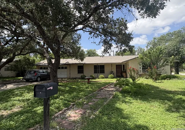 Homes for sale in Windcrest, TX | 457 Winfield Blvd, Windcrest, TX 78239 | MLS# 1996378