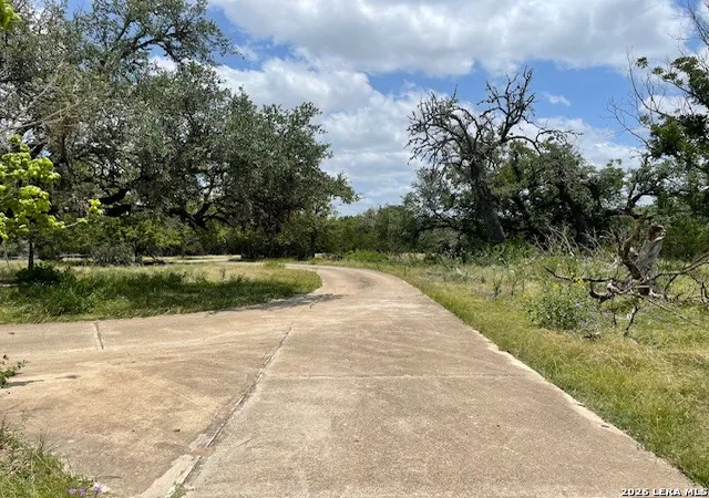 5th image of 779 Lacey Dr, Bandera, TX 78003 | MLS# 1996386