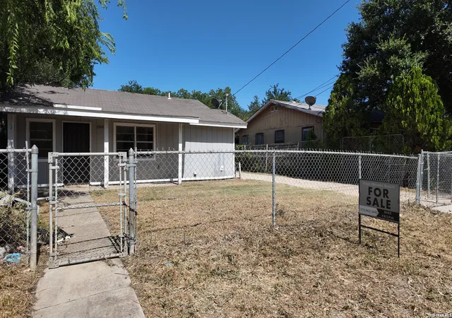 5th image of 2306 Valencia, San Antonio, TX 78237 | MLS# 1996396