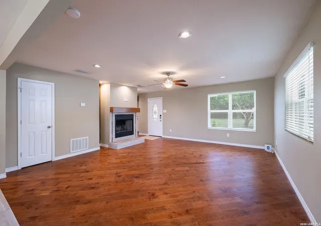Photo 4 of Single family home for sale at 8345 Old Austin Rd, Selma, TX 78154 | MLS# 1996402 | Listing updated on 2026-09-06