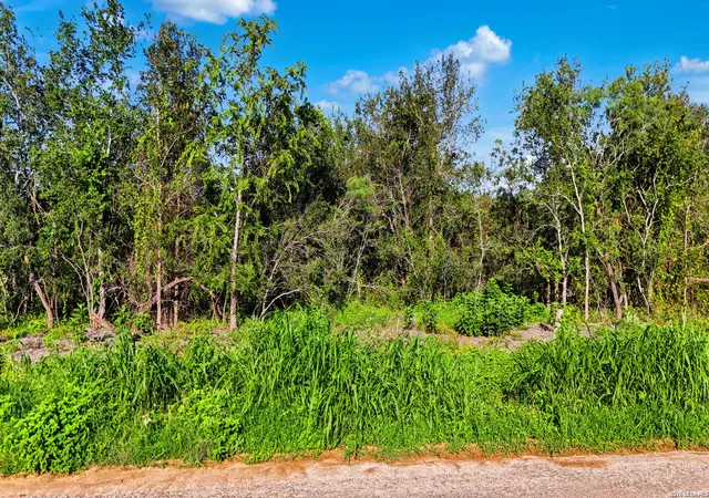 2nd image of 565 Marrou Rd (lot 5), Seguin, TX 78155 | MLS# 1996411