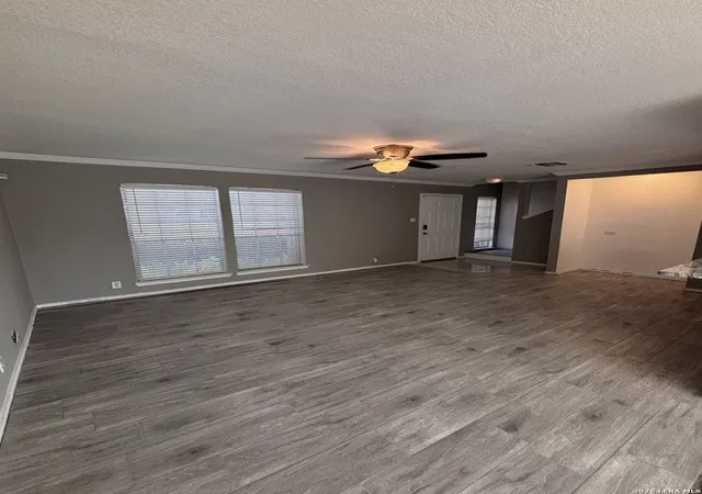 2nd image of 9140 Timber Path #2405, San Antonio, TX 78250 | MLS# 1996423