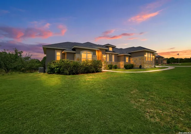 3rd image of 124 Merlin Ct, Spring Branch, TX 78070 | MLS# 1996446