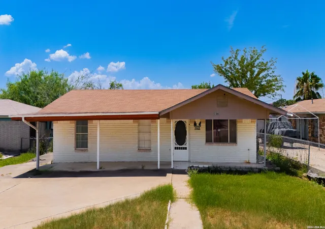 Photo 1 of Single family home for sale at 1924 Hoover St, Eagle Pass, TX 78852 | MLS# 1996511 | Listing updated on 2026-08-25
