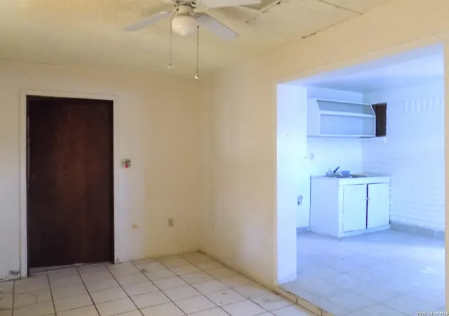 9th image of 1924 Hoover St, Eagle Pass, TX 78852 | MLS# 1996511