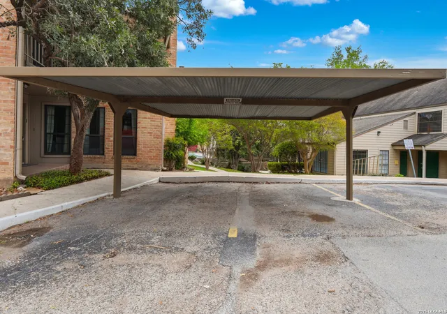 Photo 31 of Condo for sale at 7711 Callaghan Rd #APT 301, San Antonio, TX 78229 | MLS# 1996530 | Listing updated on 2026-08-09