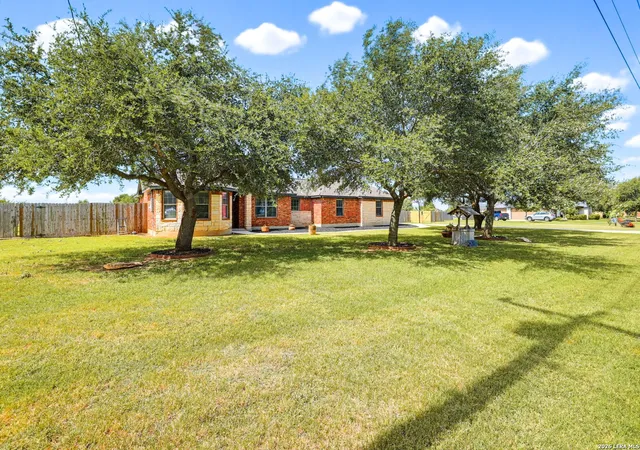 Homes for sale in Lytle, TX | 1860 County Road 6710, Lytle, TX 78052 | MLS# 1996532
