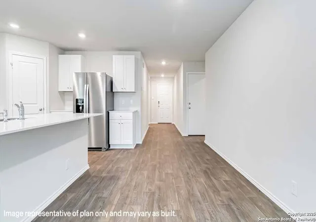 Photo 3 of Sale Pending at 6016 Unakite Trl, San Antonio, TX 78253 | MLS# 1996544 | Listing updated on 2026-08-17