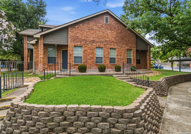 Photo 1 of Sale Pending at 74 Chapel Hill Cir #74, San Antonio, TX 78240 | MLS# 1996578 | Listing updated on 2026-09-13