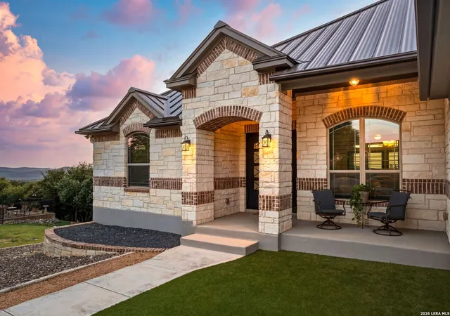 2nd image of 25814 Echo Mtn, San Antonio, TX 78260 | MLS# 1996580